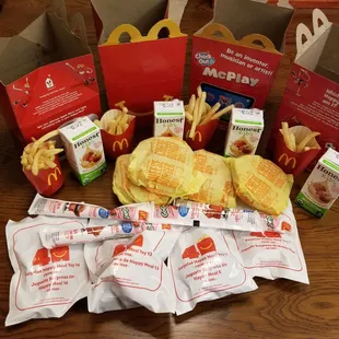 Haaaappy meals!!! 40th anniv