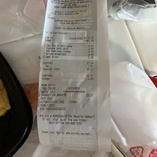 1 hash brown missing from deluxe breakfast and 2 added hash browns per receipt MISSING