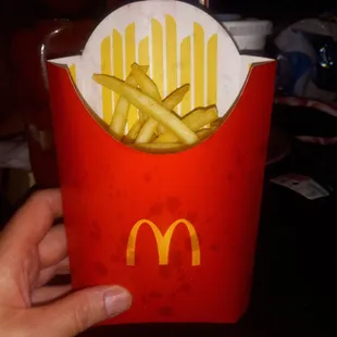 Unacceptable! Ordered a large fry, received a medium fry in a large box! Check ur food! They will screw u!
