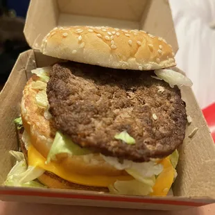 Chemical lettuce all over my burger. Yuck!!