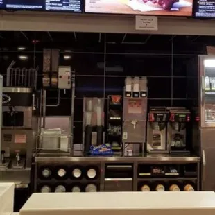 the inside of a fast food restaurant