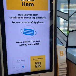 Easy order &amp; pay kiosk inside to avoid the lines