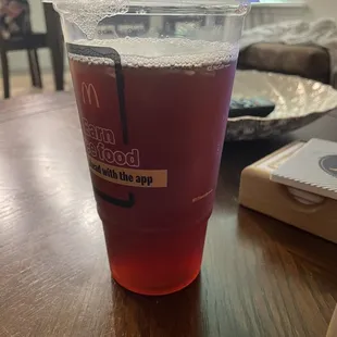 Can I get a full cup of ice tea?!