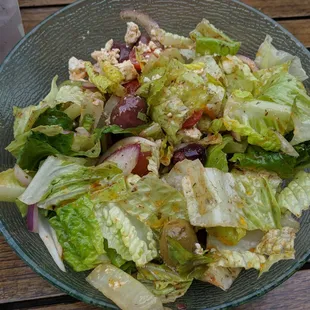 This Greek Salad is the first salad to make me feel full! Delicious!