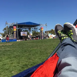 Hammock and live music