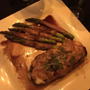 Black &amp; Blue NY Strip wth prosciutto wrapped asparagus