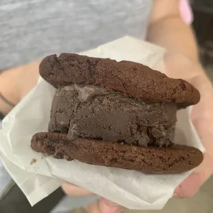 Ice Cream Sandwich