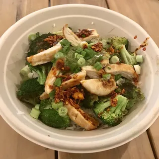 CHICKEN AND BROCCOLI