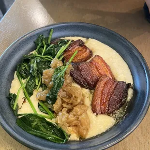 Pot Belly and Grits