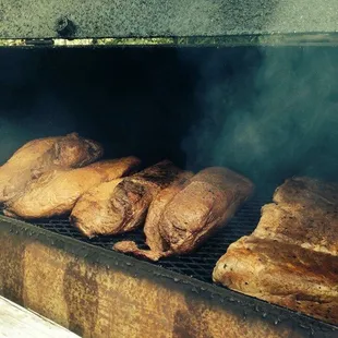 Jim cooks some amazing Ribs, Brisket, Bologna and Hot Links