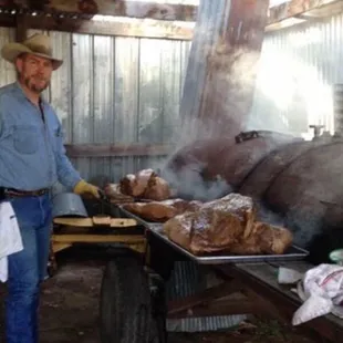 Jim cooks some amazing Ribs, Brisket, Bologna and Hot Links