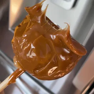 Caramel apple