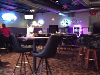 T.J. Hooligans Pub & Grub