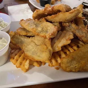 Perch Friday special. Based on the sizes of the filets, I'm guessing it was ocean perch (vs lake). Still tasty and a huge portion