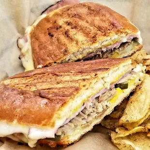 El Hefe Cuban pressed sandwich