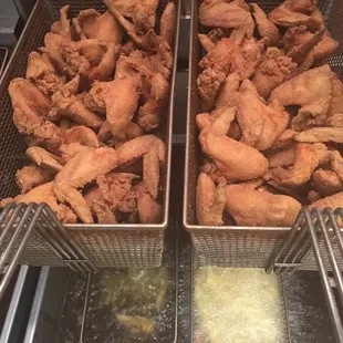 bbq wings, fried chicken, poultry, fried chicken wings, chicken wings, chicken, chicken wings and fried chicken, food, bbq chicken