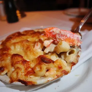 Lobster Mac &amp; Cheese (@atlantabestbites)