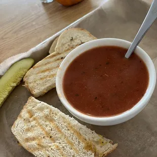 Tomato Basil Soup