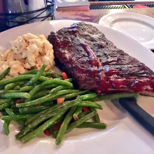 Saint Louis Style BBQ Ribs with Green Beans and Mac&amp;Cheese