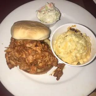 Pulled Chicken Sandwich