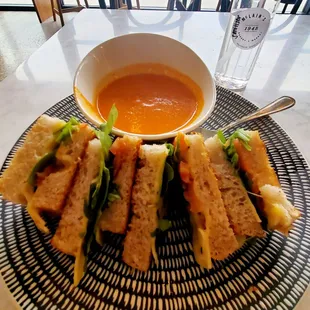 Grilled Cheese and Tomato Bisque
