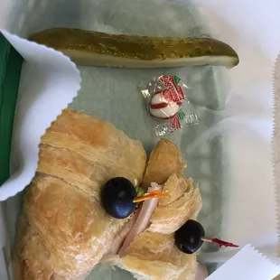 Pretty small for how expensive it is. It could at least come with some chips or a side.