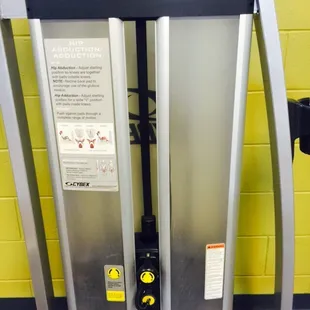 Love this two in one machine! :) Hip Abduction/Adduction