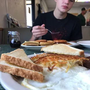 You can even ask for chicken and waffles. It may not be fried chicken, but it's a great alternative.