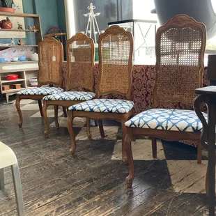 Dining room chairs French provincial style