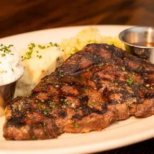 steak and mashed potatoes