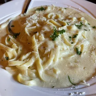Fettuccine Alfredo