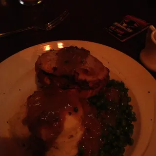 Steak & Mushroom Pie*