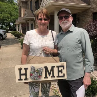 Closing day with Robin &amp; Fred's home sellers in Thixton Glenmary Zoneton area. Thank you Robin following up with a review