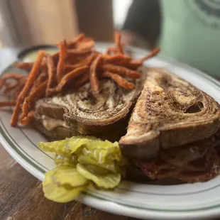 Reuben Sandwich with Mom 's Sweet Potato Fries