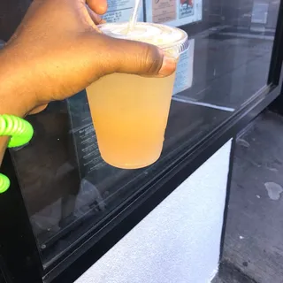 DOUBLE TEQUILA MARGARITA & 6 WINGS