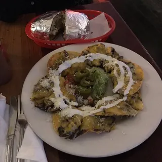 Carnitas Nachos