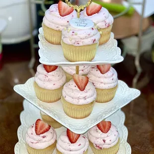 Strawberry Shortcake Cupcakes were too pretty to eat but they were too good to resist too! Thank you so much, MM!