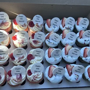 This second order a year later, poor text choice and the text is partially hidden by decor.