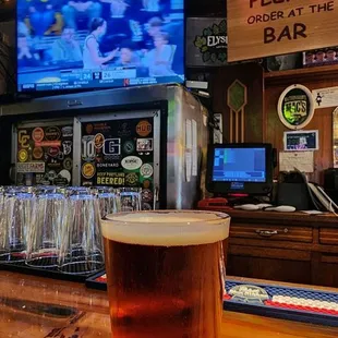 Rowdy and Dick Amber Ale by E9 (Tacoma, WA)