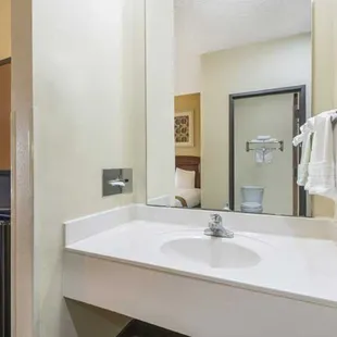 McPherson Inn https://www.mcphersoninn.com/