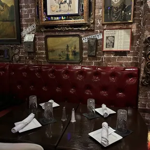 a table with place settings