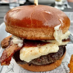 Bacon Curd Burg