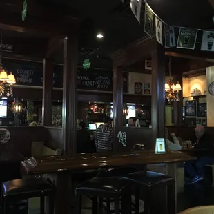 Great small pub atmosphere!