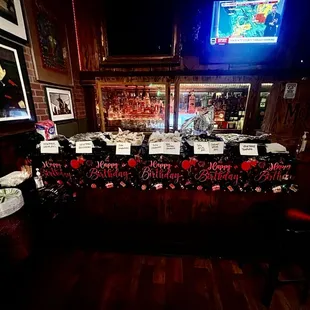 Back bar to set up food