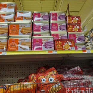 All kinds of cookie rolls