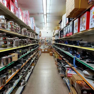 April 2021: Pans; Pots; Woks; Steamers, etc. Both sides of this long aisle are filled! Impressive!