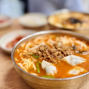 Knife Cut Noodle in a Spicy Chicken Broth (Spicy Kalguksu)