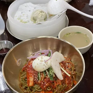 Spicy Mixed Kalguksu (COLD)