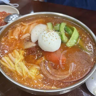 Spicy Cold Kimchi Somyun Noodle Soup