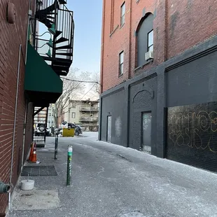 Small alleyway to parking